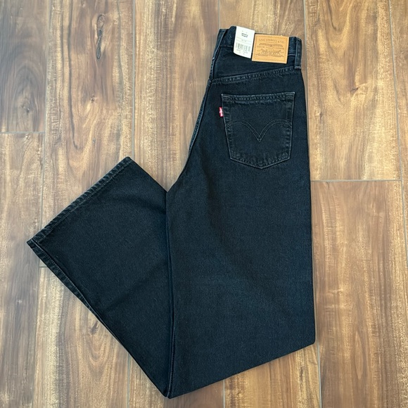 NWT Levi’s Ribcage Wide Leg 26/32 Black - Picture 1 of 4